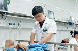 Bộ Y tế chỉ đạo khẩn sau vụ ô tô khách chở 32 người lao khỏi cao tốc Pháp Vân - Cầu Giẽ
