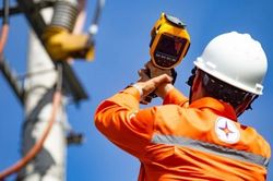 Giá bán lẻ điện bình quân sẽ được điều chỉnh tối thiểu 3 tháng một lần