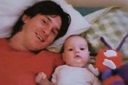Mối duyên của những 'cậu bé' Tây Ban Nha sắp đối đầu thần tượng Messi