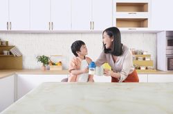 Lựa chọn dinh dưỡng đầu đời cho trẻ: Đâu là điểm tựa niềm tin?
