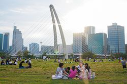 Vì sao có tên gọi cầu Ba Son?