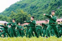 140 'chiến sĩ nhí' trưởng thành sau 7 ngày trong quân ngũ tại Sơn La