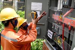 Bộ C&ocirc;ng Thương ban h&agrave;nh văn bản hợp nhất về cơ chế điều chỉnh gi&aacute; điện