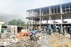 Sắp xếp trường lớp, nâng chất lượng giáo dục