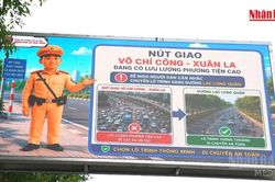 [Video] Cảnh báo sớm ùn tắc, tai nạn, ngập úng trên đường phố Hà Nội