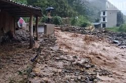 Mưa lũ gây thiệt hại khoảng 6,5 tỷ đồng tại xã Ngọc Chiến, Sơn La cảnh báo nguy cơ lũ tiếp diễn