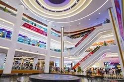 Không gian bán lẻ chuyển mình thành 'điểm đến thứ ba' sau nhà và công sở