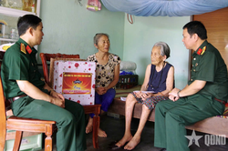 Binh chủng Tăng thiết giáp: Nhiều hoạt động 'Đền ơn đáp nghĩa' nhân kỷ niệm 79 năm ngày Thương binh - Liệt sĩ
