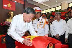 Tổng Bí thư, Chủ tịch nước Tô Lâm: Tìm kiếm, quy tập, xác định danh tính hài cốt liệt sĩ là trách nhiệm thiêng liêng trước Tổ quốc, nhân dân