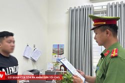Khởi tố 2 bị can cưỡng đoạt tài sản