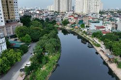 Hiện trạng sông Nhuệ trước đề xuất chi hơn 75.000 tỷ đồng để 'hồi sinh'