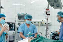 Mổ cấp cứu nạn nhân vụ tai nạn cao tốc Pháp Vân - Cầu Giẽ làm 4 người tử vong