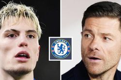 Xabi Alonso mạnh tay loại 5 cầu thủ Chelsea