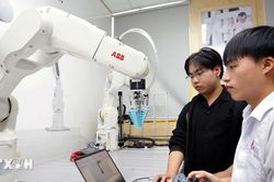 Nh&acirc;n lực tr&igrave;nh độ quốc tế: 'Đột ph&aacute; của đột ph&aacute;' trong hội nhập