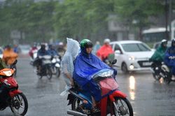 Thời tiết ngày 17/7: Bắc Bộ mưa lớn, có nơi trên 250mm, cảnh báo lũ quét và sạt lở
