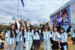 World Cup 2026: Người hâm mộ Việt Nam hòa cùng không khí cuồng nhiệt tại Argentina