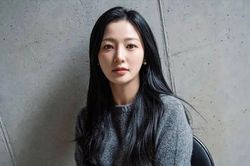 Song Ha Yoon lần đầu lên tiếng về cáo buộc bạo lực học đường