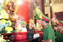 Cục C10 Bộ C&ocirc;ng an tri &acirc;n người c&oacute; c&ocirc;ng tại An Giang