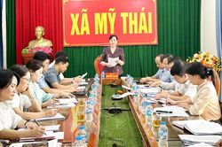 Gi&aacute;m s&aacute;t việc thực hiện d&acirc;n chủ ở cơ sở gắn với tr&aacute;ch nhiệm của người đứng đầu tại x&atilde; Mỹ Th&aacute;i
