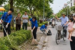 Đừng tiếc lời khen