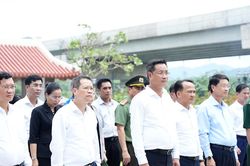 Lãnh đạo thành phố Đà Nẵng dâng hoa, dâng hương tại các di tích quốc gia tỉnh Quảng Trị