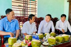 Đoàn công tác Ủy ban Kiểm tra Trung ương thăm, tặng quà gia đình liệt sĩ tại tỉnh Gia Lai