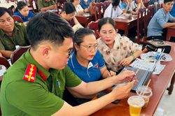 X&atilde; Phước Hậu ra qu&acirc;n Chiến dịch 'M&ugrave;a h&egrave; số c&ugrave;ng VNeID'