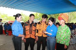 Thanh niên thời số hóa