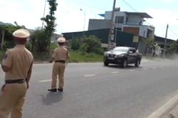 Chạy 91 km/h trên đoạn đường 50 km/h, tài xế ở Lào Cai bị lập biên bản 3 lỗi vi phạm