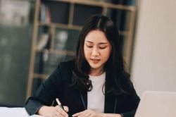 4 cung hoàng đạo có nội tâm sâu sắc và tài năng tiềm ẩn khó nhìn thấu