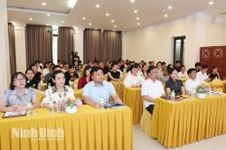 Tổng kết mô hình 'Tuyến phố an toàn thực phẩm' và gắn biển 'Tuyến phố điểm về an toàn thực phẩm' tại phố cổ Hoa Lư