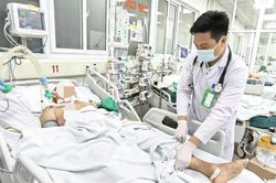 Bị gà mổ vào chân, cụ ông 94 tuổi nguy kịch vì uốn ván