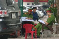 Phường Yên Hòa rà soát, chấn chỉnh điểm trông giữ phương tiện