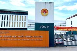 Vụ điểm Toán cao bất thường ở Tuyên Quang: Khởi tố thêm 1 bị can là thư ký điểm thi tự ra đầu thú