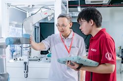 Tham vọng kiến tạo 'Thung lũng Silicon' trong lòng đại học Việt