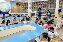 Sở GD&ĐT TP.HCM đề xuất cho tất cả học mượn sách giáo khoa miễn phí