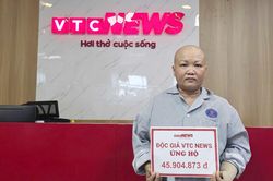 Người mẹ ung thư bật khóc khi nhận gần 46 triệu đồng và lời hứa ở lại với con