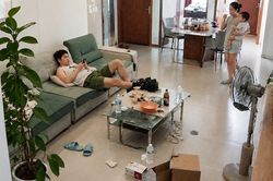 Tôi vô tình xem camera trong nhà, phát hiện sự thật không tin nổi về con trai và con dâu