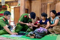 Trước lúc nhắm mắt, cụ bà 101 tuổi gửi lại hy vọng cuối cùng tìm em liệt sĩ