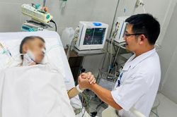 Bệnh nhân ung thư di căn, nguy kịch tính mạng, hồi phục thần kỳ sau vài ngày điều trị tích cực
