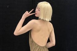 Kh&ocirc;ng nhận ra 'em g&aacute;i quốc d&acirc;n' Kim Yoo Jung