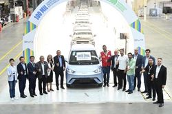 Nhà máy BYD mất một năm để sản xuất 100.000 xe