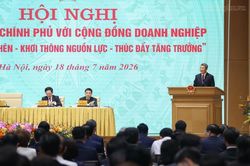 Thủ tướng y&ecirc;u cầu tập trung 6 nh&oacute;m nhiệm vụ của Ch&iacute;nh phủ, c&aacute;c bộ, ng&agrave;nh, địa phương với cộng đồng doanh nghiệp