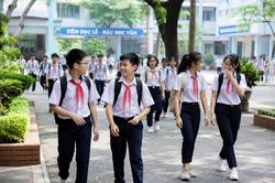 6 trường công Hà Nội thu học phí riêng, cao nhất 4,5 triệu đồng/tháng: Phụ huynh phải đóng thêm gì?