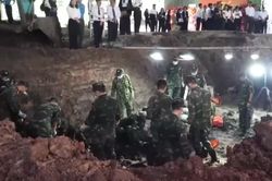 [Video] T&iacute;nh đến ng&agrave;y 18/7, đ&atilde; t&igrave;m thấy 100 bộ h&agrave;i cốt liệt sĩ ở c&ocirc;ng vi&ecirc;n L&ecirc; Thị Ri&ecirc;ng