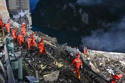 Đông Á khẩn trương ứng phó mưa lũ