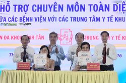 Phó Bí thư Thành ủy TPHCM Nguyễn Phước Lộc: Đảm bảo người dân được tiếp cận dịch vụ y tế chất lượng, công bằng và thuận lợi