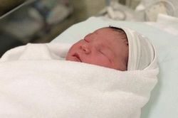Bộ Y tế Đề xuất miễn giảm học phí cho gia đình sinh 2 con gái
