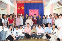 Đưa giáo dục nghề nghiệp đến gần người dân