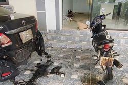 Bắt giữ đối tượng ph&oacute;ng hỏa đốt &ocirc; t&ocirc; h&agrave;ng x&oacute;m